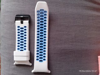 Correas de reloj blancas y azules
