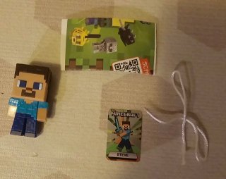 Kinder Joy Minecraft Steve