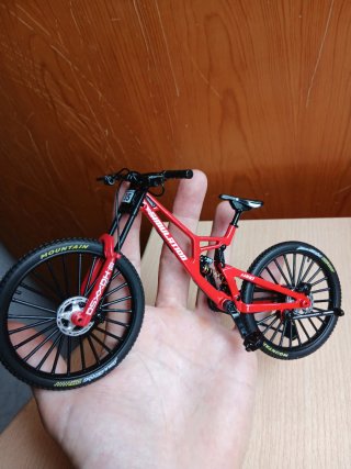 Bicicleta MTB Metálica Miniatura colección