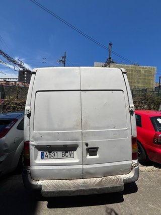 Se vende furgoneta ford transit