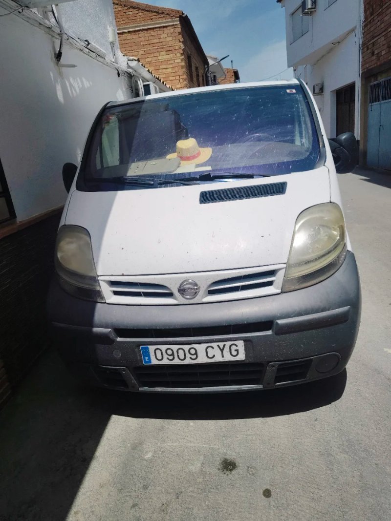 Nissan Primastar 2004 - foto 1