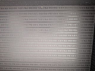 Caja Prada azul marino