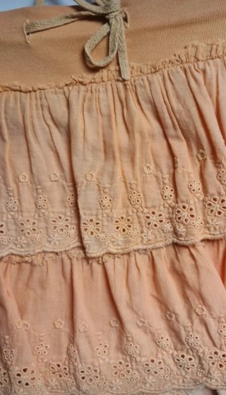 Minifalda de tela perforada amarilla
