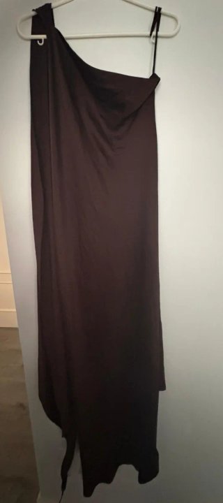 Vestido Mango marrón XL.