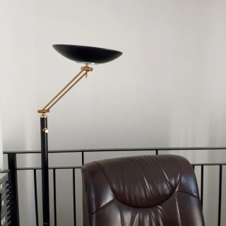 Lampada da terra nera e dorata con lampadina inclusa