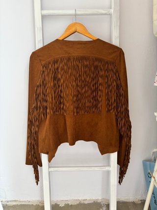 Chaqueta boho con flecos
