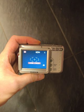 Camara Fujifilm Finepix A700 error objetivo