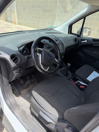 Ford Transit Courier 2019