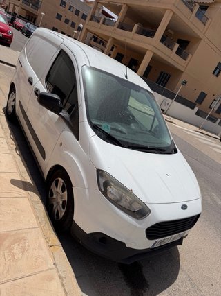 Ford Transit Courier 2019