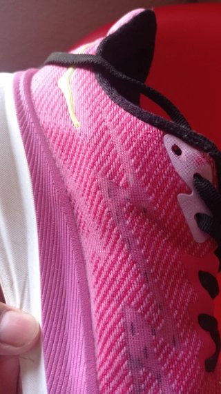 Zapatillas Hoka clinfton 9 Mujer Rosa y Blanco