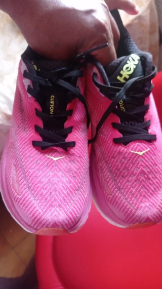 Zapatillas Hoka clinfton 9 Mujer Rosa y Blanco