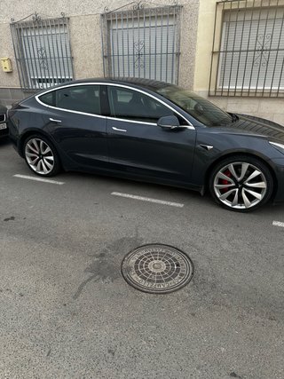 Tesla Model 3 2019