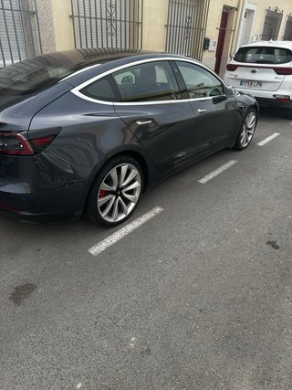 Tesla Model 3 2019