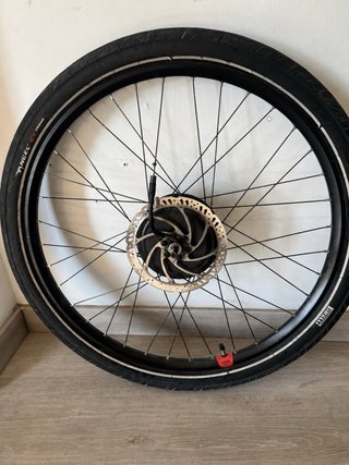 Motor Rockrider ST100, entrego sin la cubierta