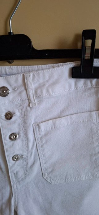 Jeans bianchi Zara flare Tg 38