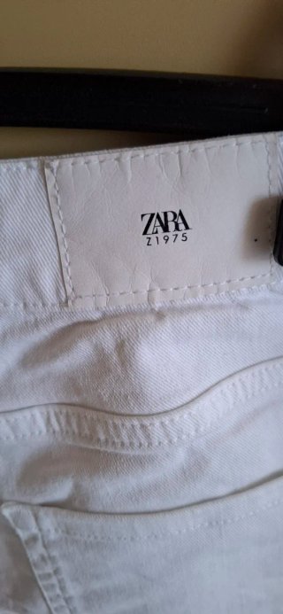 Jeans bianchi Zara flare Tg 38