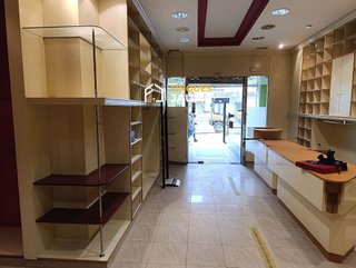 Local comercial en venta en Instituts - Universitat en Lleida