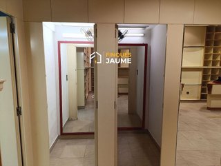Local comercial en venta en Instituts - Universitat en Lleida