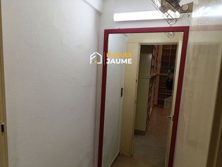 Local comercial en venta en Instituts - Universitat en Lleida