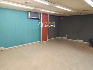 Local comercial en venta en Instituts - Universitat en Lleida