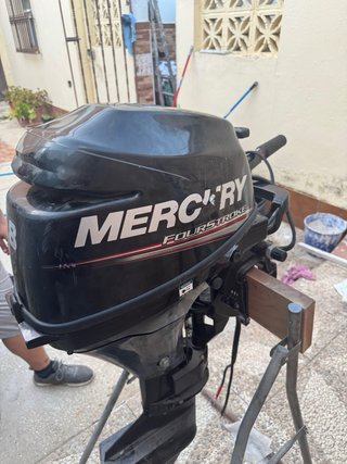 Motor Mercury Fourstroke Negro