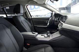 BMW Serie 3   318dA Business