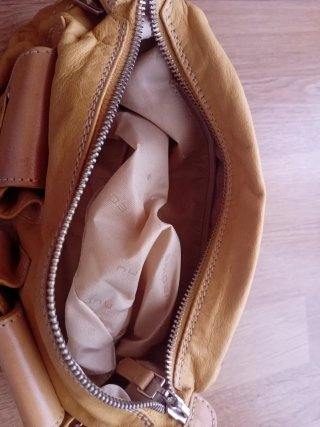 Bolso de piel amarillo Nuovedive