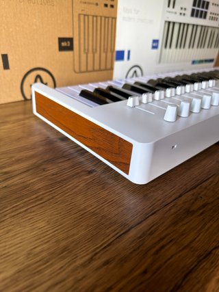 Arturia KeyLab Essential 61 MK3 Controlador MIDI