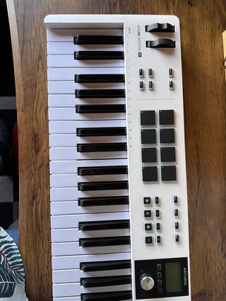 Arturia KeyLab Essential 61 MK3 Controlador MIDI