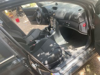 Toyota Avensis 2002