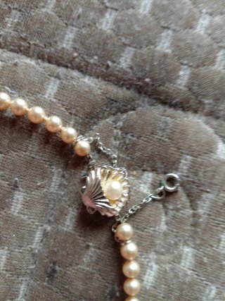 Collar de perlas con cierre de plata