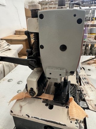 Máquina de coser Fomax para encintar