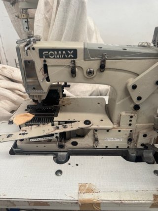 Máquina de coser Fomax para encintar