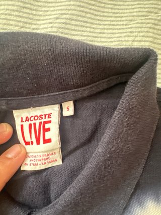 Polo Lacoste Azul con Tie-Dye