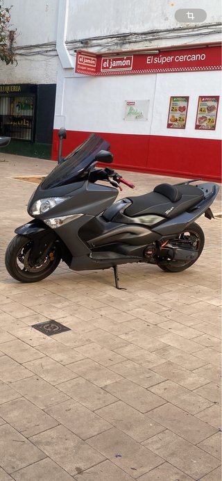 Yamaha TMAX 500 Maxi Scooter Negra/Gris
