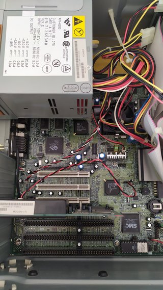IBM Aptiva Midi Tower + Monitor IBM G42