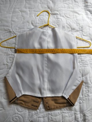 Traje corto