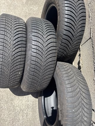 4 Neumáticos Goodyear 235/65 R17 108W