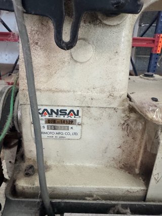 Máquina de coser Kansai para encintar
