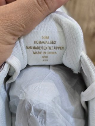 Zapatillas Calvin Klein Blancas y Plateadas