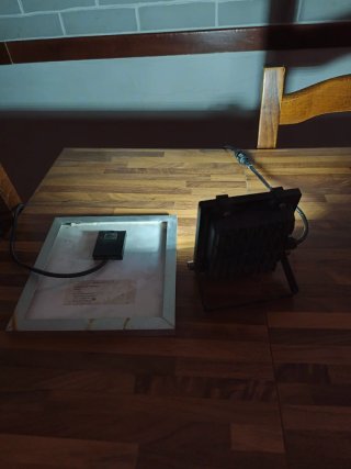 Pannello Solare con Luce LED