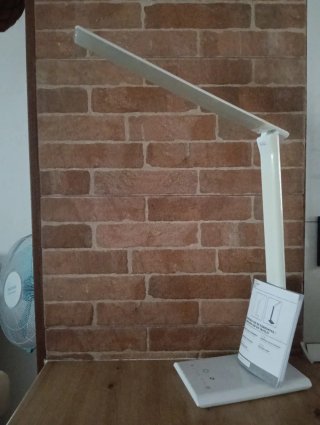 Lámpara LED Blanca Moderna