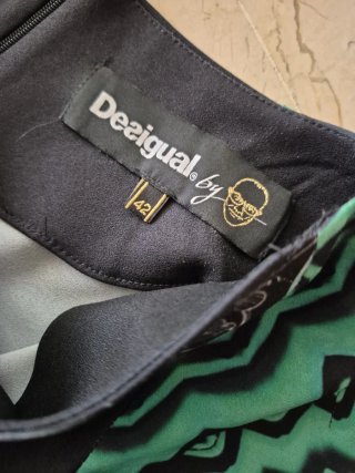 Vestido Desigual Negro y Verde