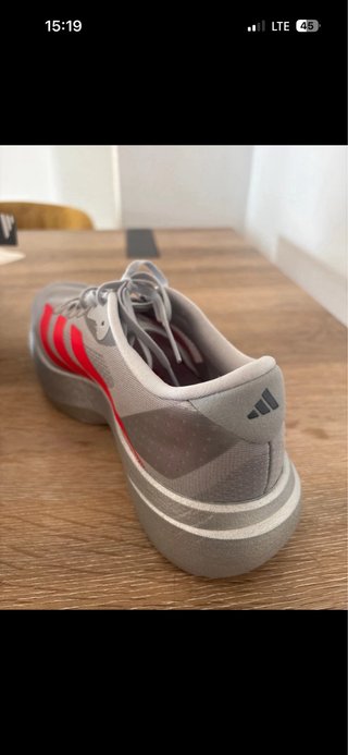 Adidas adizero evo sl grises y rojas