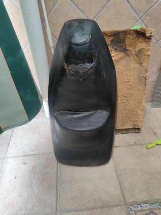 Asiento Piaggio Xevo X8 125-200-250 para tapizar