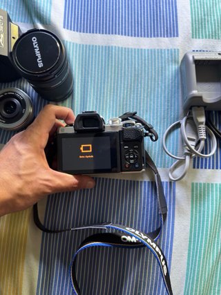 Cargador Olympus OMD EM10 Mark III