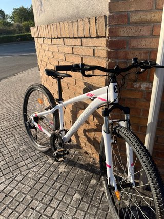 Bicicleta Rockrider 100 Blanca