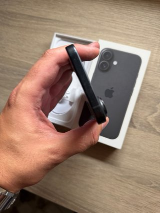 iPhone 16 128GB Negro