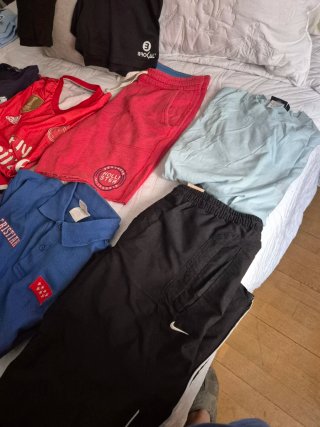 Lote 21 prendas deportivas