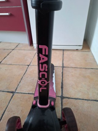 Patinete 3 Ruedas Fascol Seminuevo